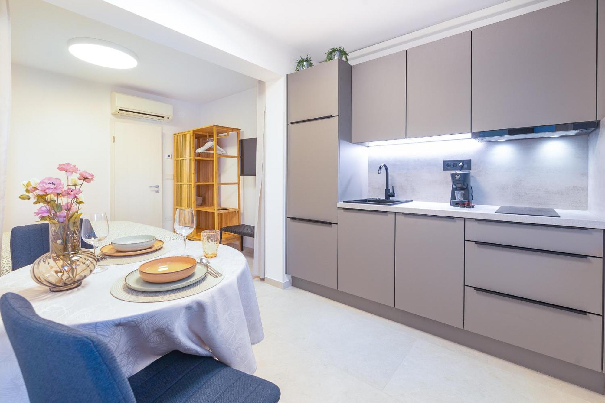 Isolana Apartment Izola Eksteriør bilde